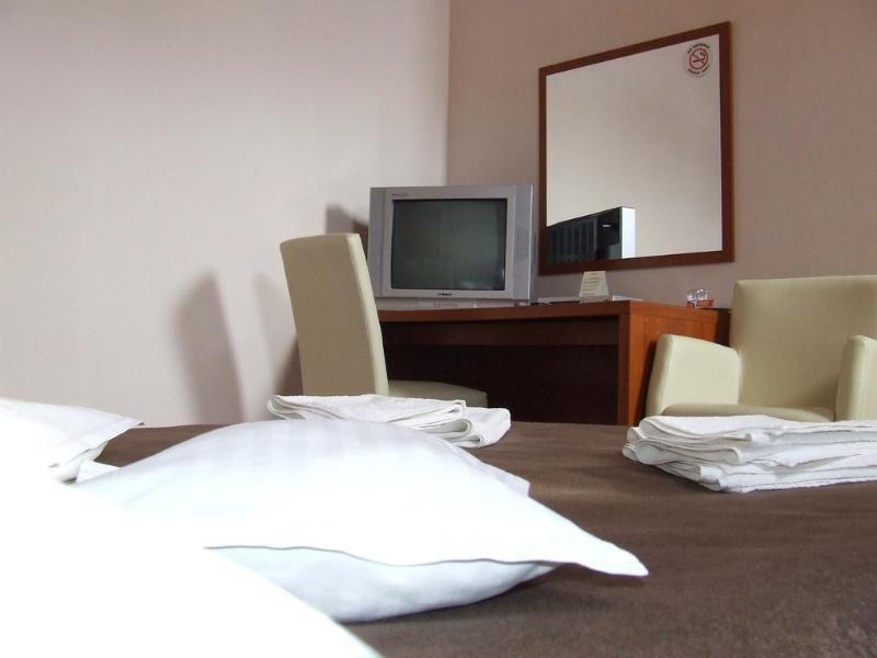 Pensiunea Schwartz Cluj-Napoca Buitenkant foto